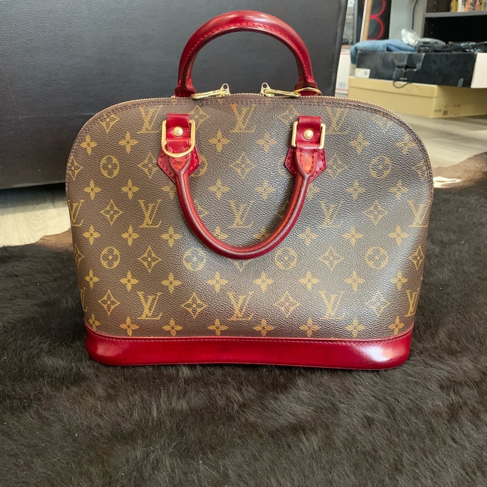 Authentic Louis Vuitton Alma